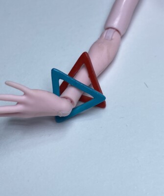 MONSTER HIGH Isi Dawntancer Armbänder X2 Zubehör ERSATZTEIL - LESEN