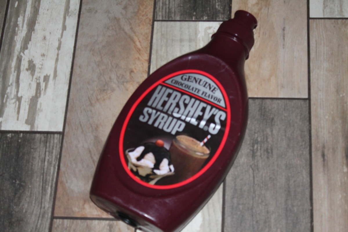 Vintage 1990s Hersheys Chocolate Syrup Large Plastic Coin Bank 18