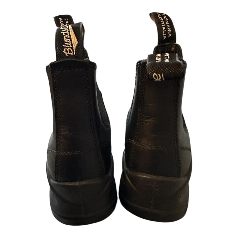 NWOB Blundstone Lug #2240 black leather chelsea boots AU 3.5/US 6.5 - Image 4 of 4