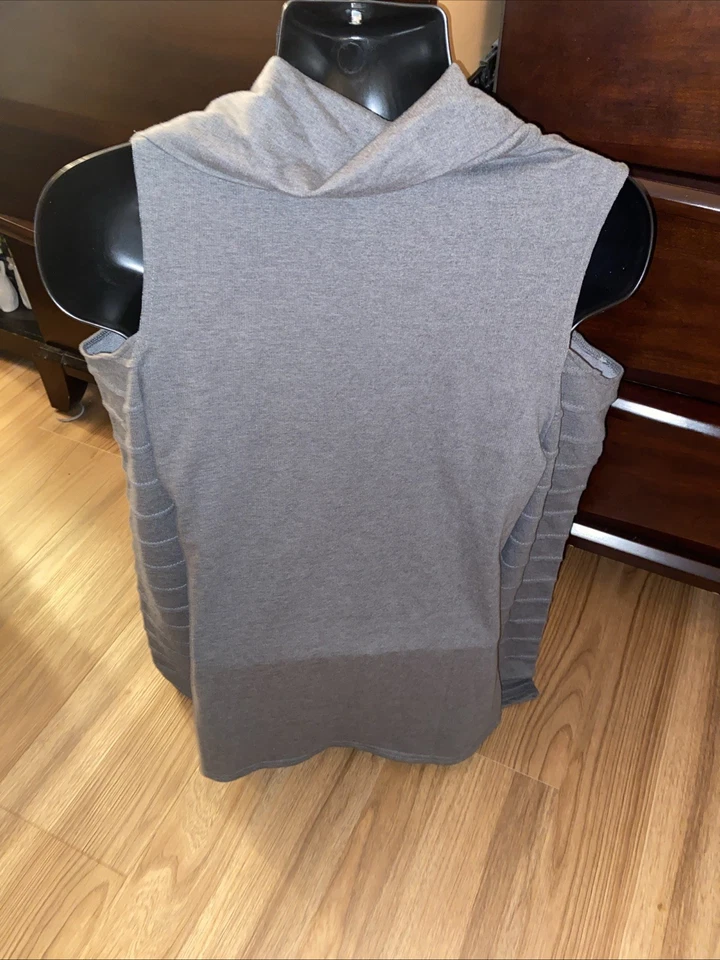 Nuevo con etiquetas Suéter Túnica Her Universe Star Wars The Last Jedi Rey Cremallera Frontal Talla XL Foto 4 de 4