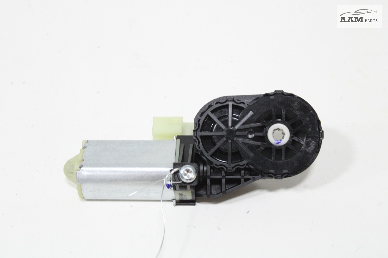 20182022 GMC TERRAIN FRONT LEFT DRIVER SIDE SEAT ADJUST RECLINE MOTOR OEM eBay