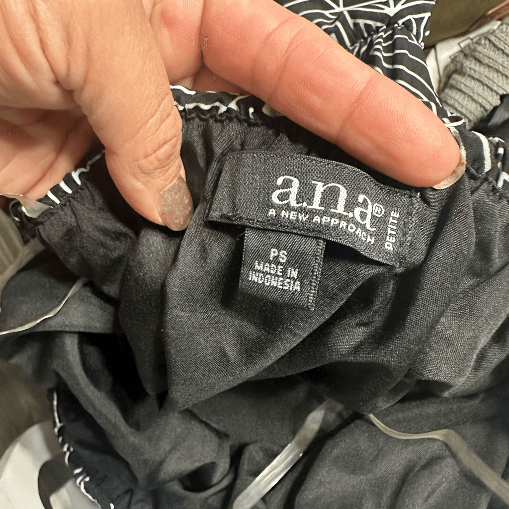 Black forever21 cute strapless pattern dress size… - image 2