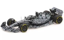 MINICHAMPS 1/18 Alfa Romeo F1 C42 Robert Kubica Barcelona Test Car Used