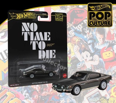 Hot Wheels Premium Pop Culture Themed Vehicles HXD63 Real Riders