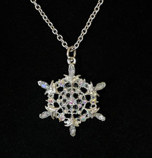 Silver Tone Rhinestone Snowflake Pendant Necklace Adjustable Chain
