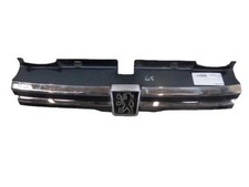 Calandre Peugeot 605