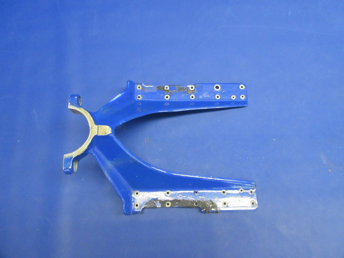 Non☆です Cessna 172 Nose Gear Lower Fitting P/N 0543016-1 (0525-947) | eBay