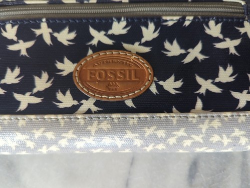 Fossil Oilcloth Purse/Wallet, Zip Round, Navy/Grey, Birds *VGC* Large 21 x 11 cm - Picture 2 of 15