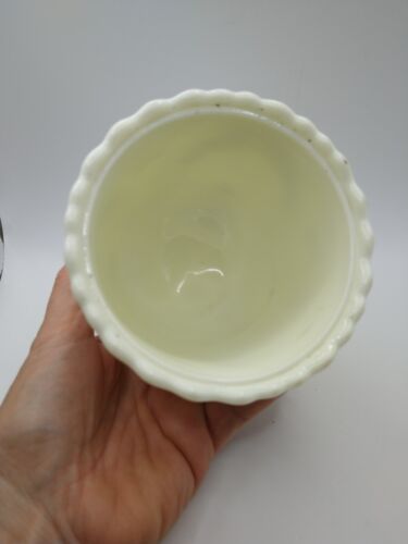 Antique EAPG Custard Glass Uranium Glass Painted Footed Dish White an Green - Picture 5 of 7