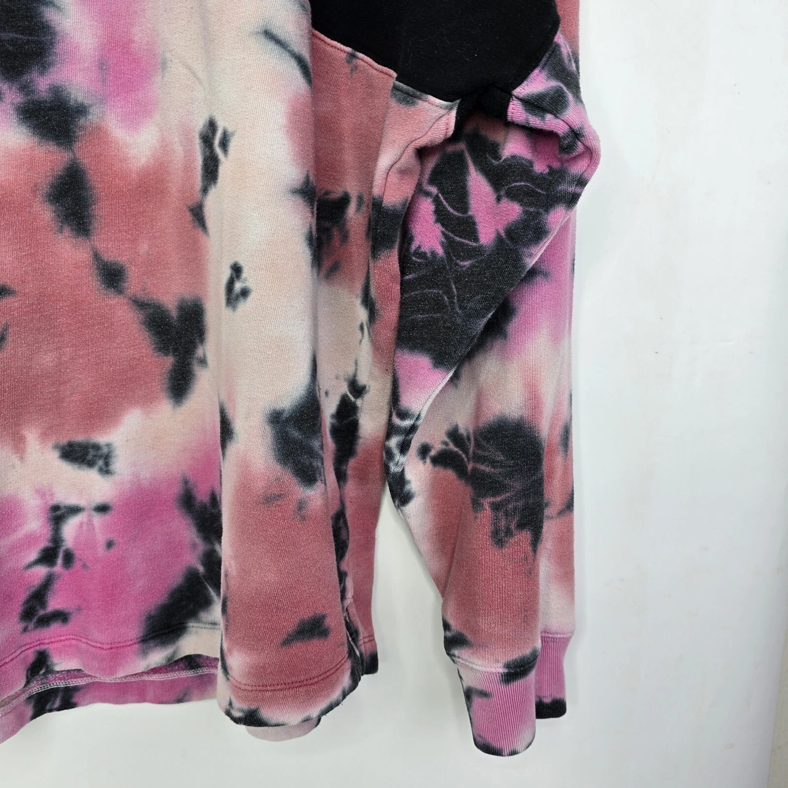 victoria-secret-vs varsity crew tie dye preowned sweatshirt