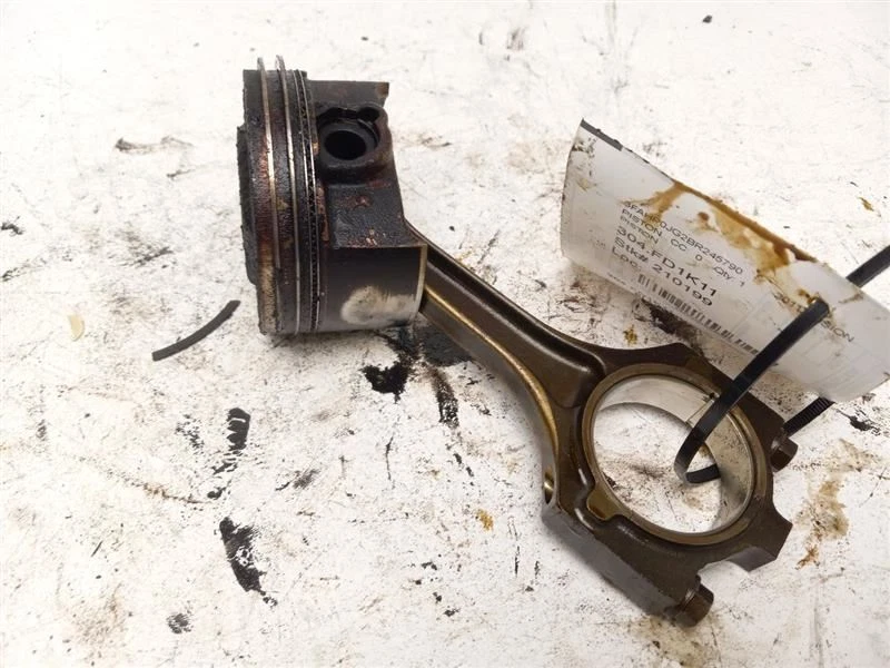 Pistón para Ford Fusion 2011 Foto 4 de 4