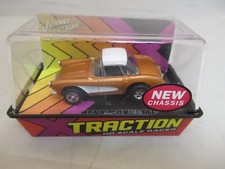 JOHNNY LIGHTNING TRACTION RACER 1957 Chevy Corvette Copper/White HO SLOT CAR