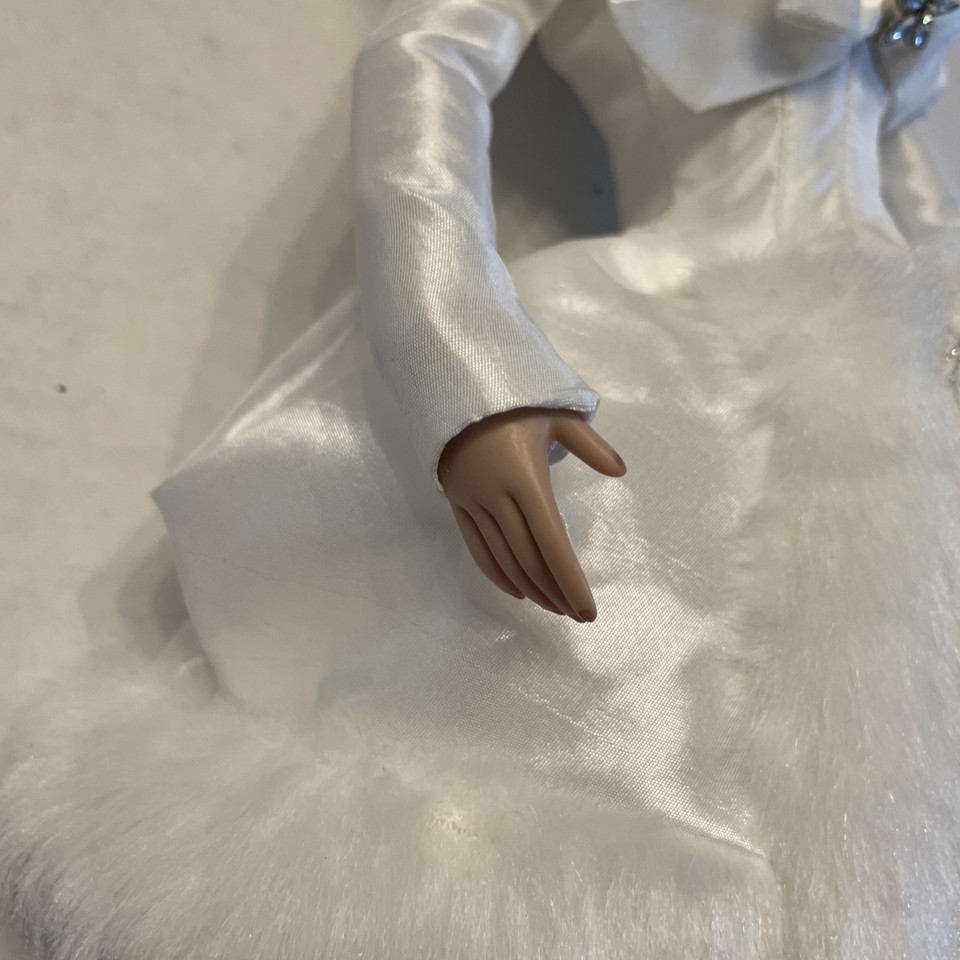 DISCOUNT PRICE ! Poupée Very rare THE SNOW QUEEN TONNER DOLL LE 500