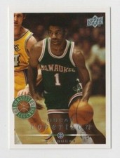 Oscar Robertson 2008-09 UPPER DECK CARD #214 MILWAUKEE BUCKS