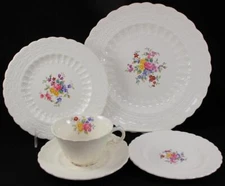 Spode ANN HATHAWAY (JEWEL) 5 Piece Place Setting Jewel Shape GREAT CONDITION