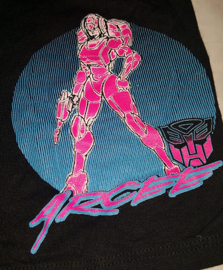 NEW #LOOTCRATE EXCLUSIVE Transformers Arcee Shorts L