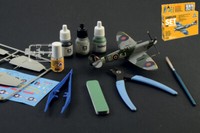 Italeri 1/72 Flugzeugbausatz Spitfire Mk.Ix Modellbau Statisches Modell