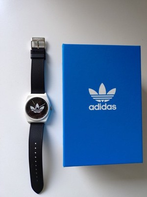 ADIDAS ORIGINALS Quarzuhr Armbanduhr Herrenuhr 39 cm AOST235502I schwarz
