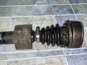 VW GOLF III 1H1 Antriebswelle vorne rechts 1.60 Petrol 74kw 1995 18225377