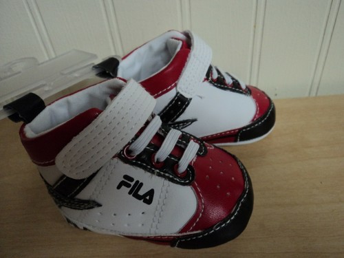 NWOT FILA PRE WALKER CRIB SHOES INFANT BABY BOYS SNEAKERS HIGHTOPS 0-6M Red Whit - Picture 2 of 6