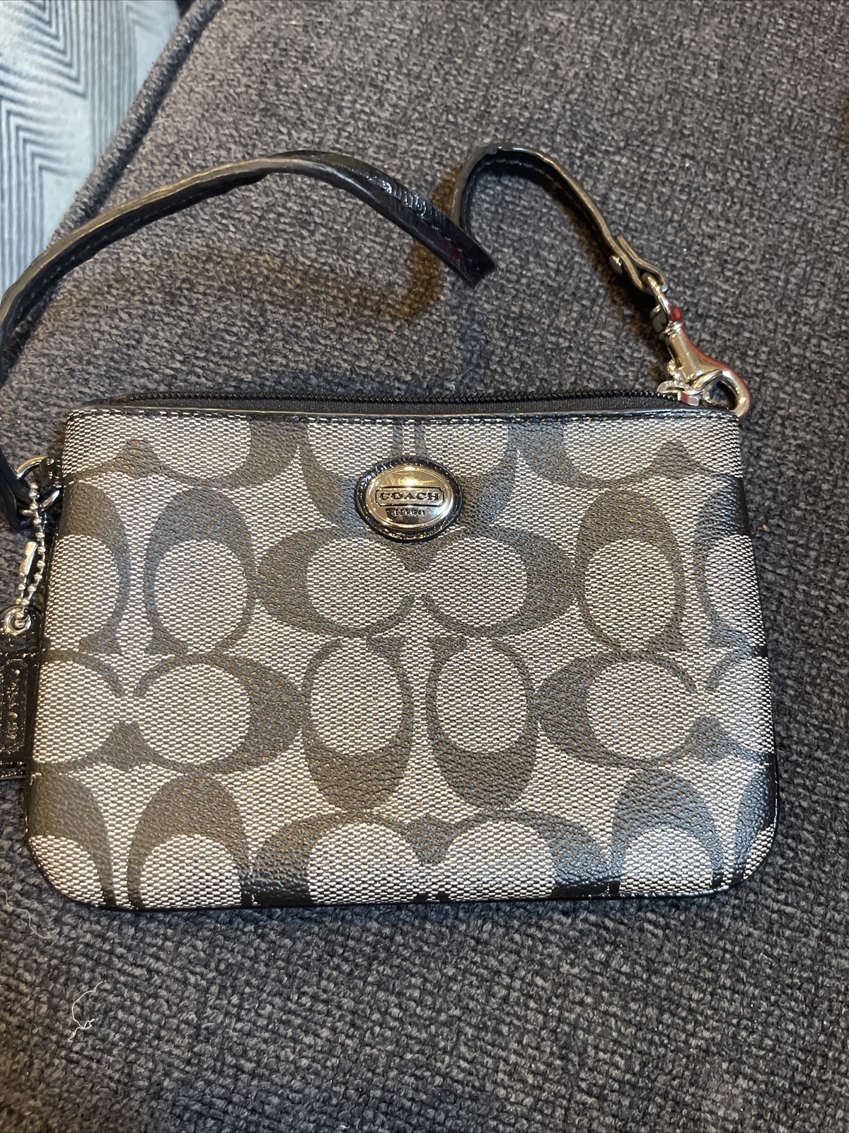 Coach Signature Black/gray PVC Leather Double Zip Wri… Gem