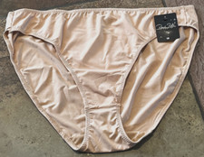 424 Rene Rofe 10/3XL Nude Smooth Seamless Bikini Panty NWT Discontinued 2409