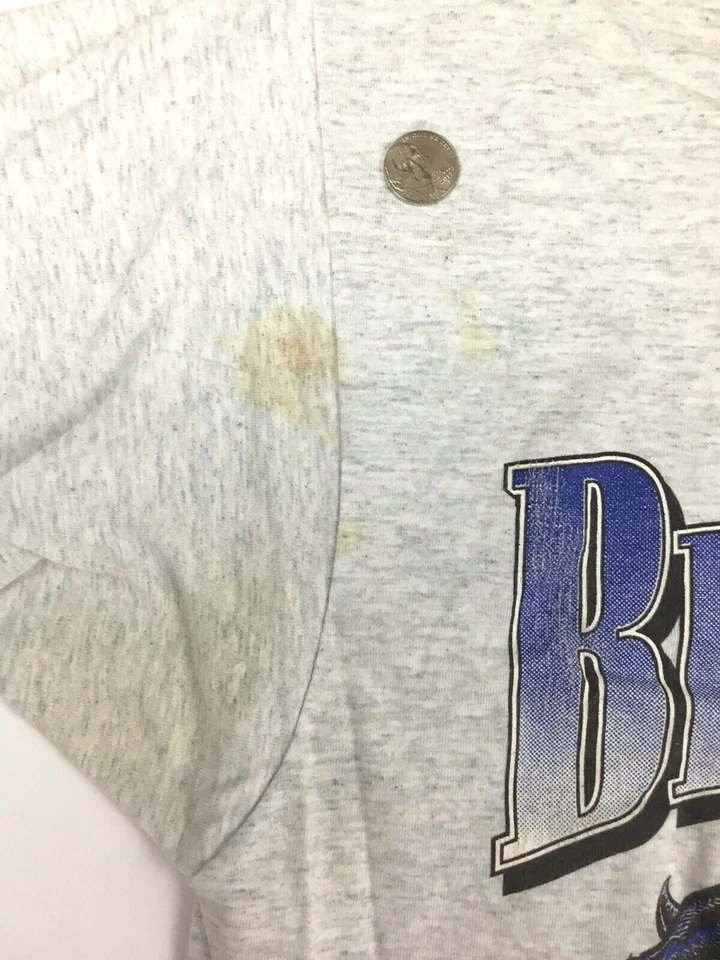 Camiseta vintage anos 90 Duke Blue Devils logotipo soletrar fogo basquete EUA tamanho XL - Imagem 3 de 4