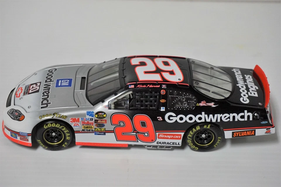 1/24 Kevin Harvick #29 GM Goodwrench / Daytona Special 2005 RCCA Car - 1 of 804 - Image 4 of 4