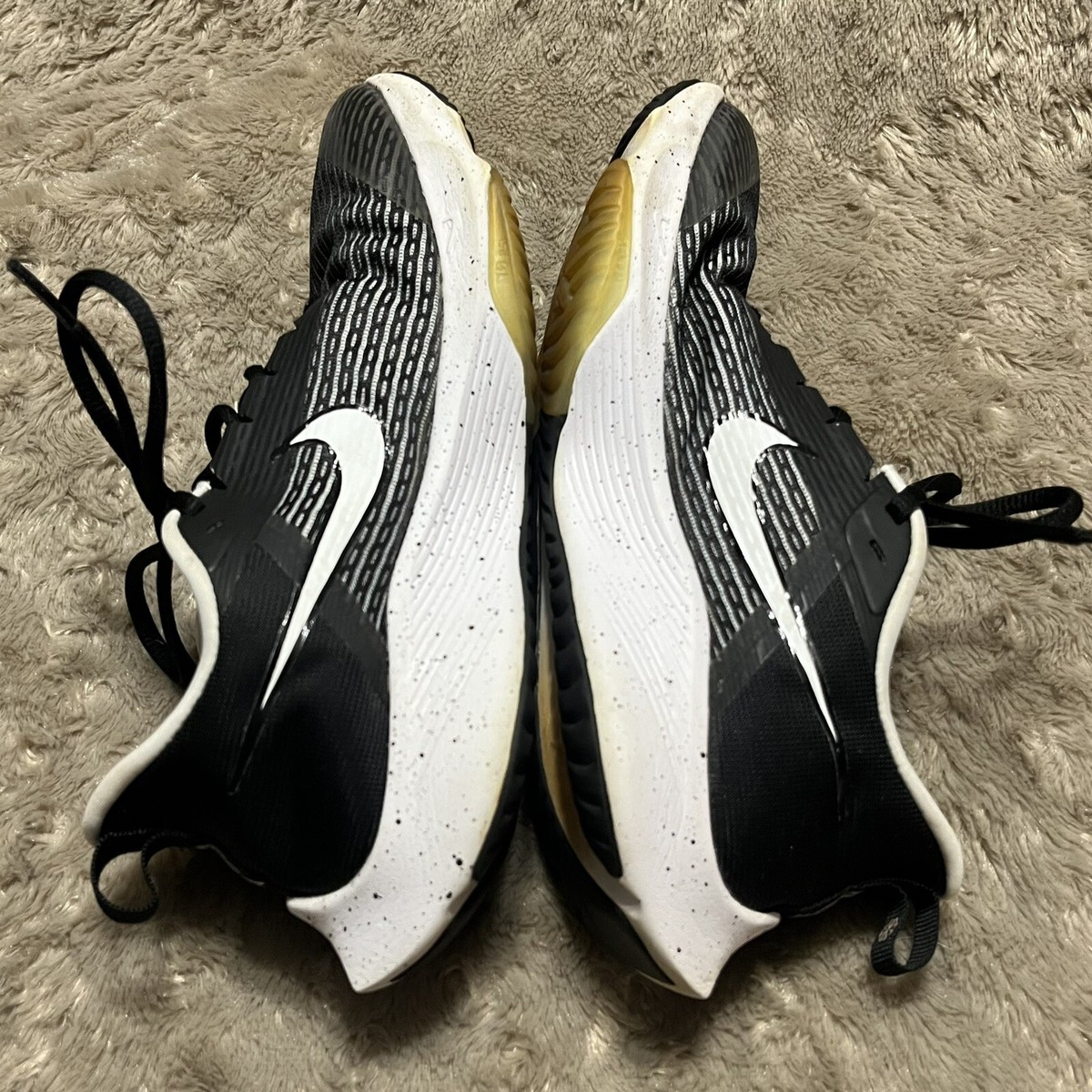nike performance air zoom speed 2