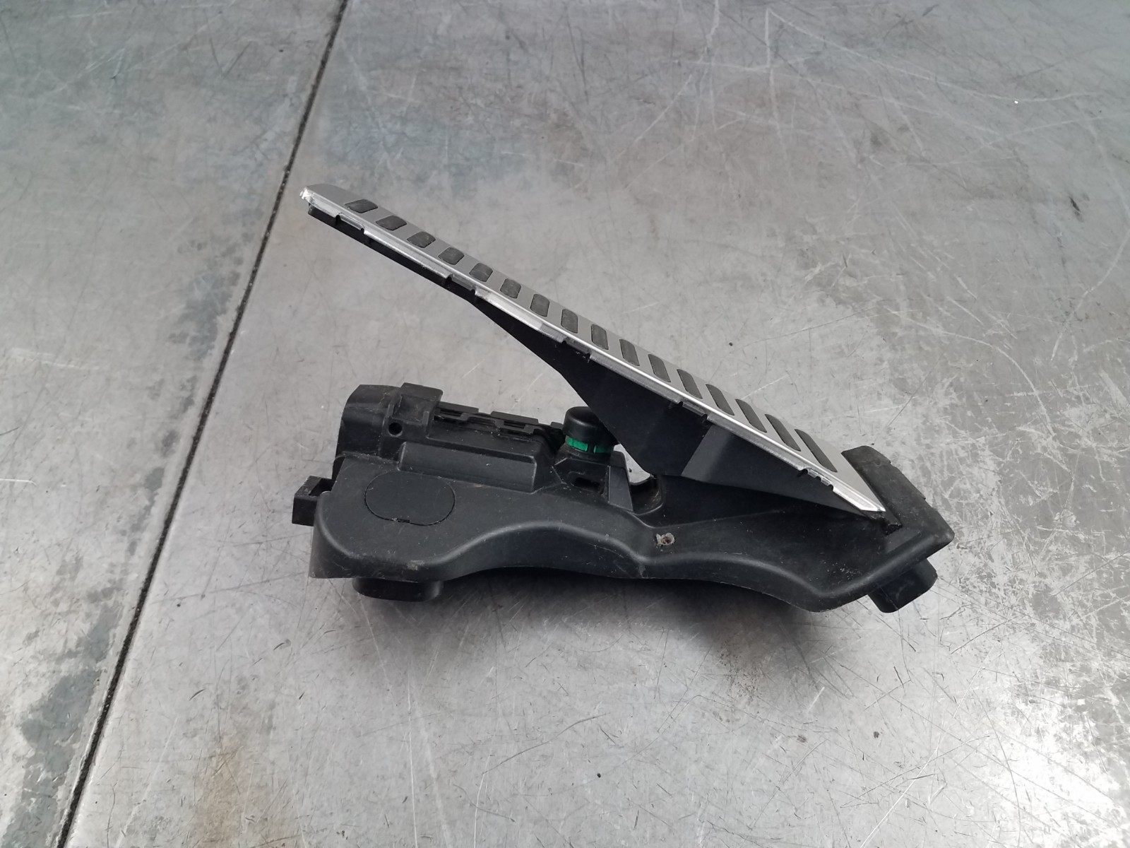 2017 Audi R8 V10 Plus Spyder Accelerator Gas Throttle Pedal #4720 CA2