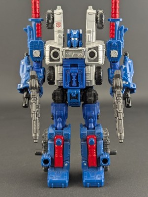 Transformers Siege Cog complete Hasbro WFC Generations Deluxe Class