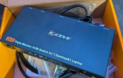 KCEVE USB 3.1 Triple Monitor KVM Switch - 100W Laptop Charging / 10Gbps Open Box