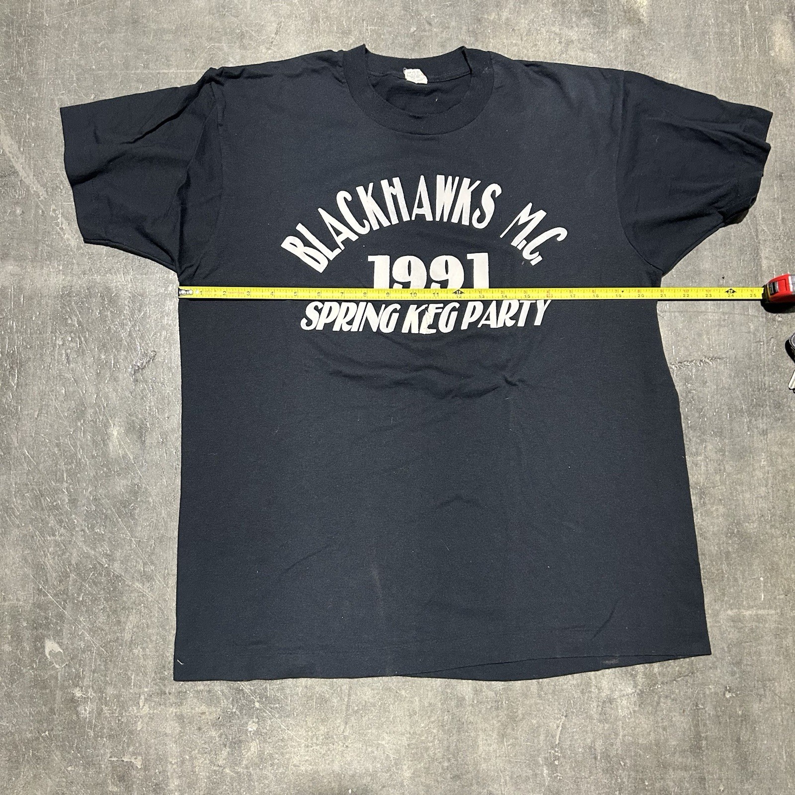 VTG Blackhawks Motorcycle MC Club Shirt Sz L Spring Break Keg Party Biker 1991