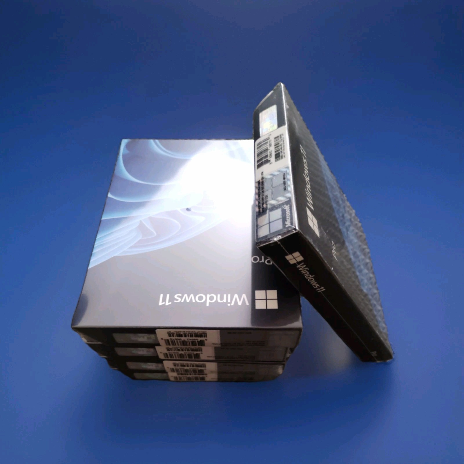 Microsoft Windows 11 Pro USB Retail English Operating System Software