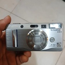 Fujifilm FinePix F700 Digital Camera