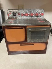 Vitage Sunny Suzy Tin Toy Stove. 11 x 7 x12"