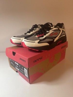 Jeff Staple Signed Brooks x STAPLE ADRENALINE GTS4 Black/White - Size 10