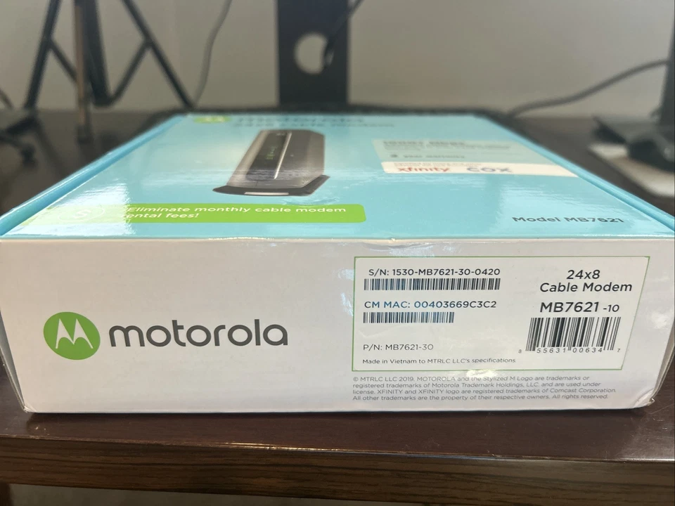 New Motorola 24x8 Cable Modem Model MB7621 DOCSIS 3.0 - AC Adapter and LAN Cable - Image 2 of 3