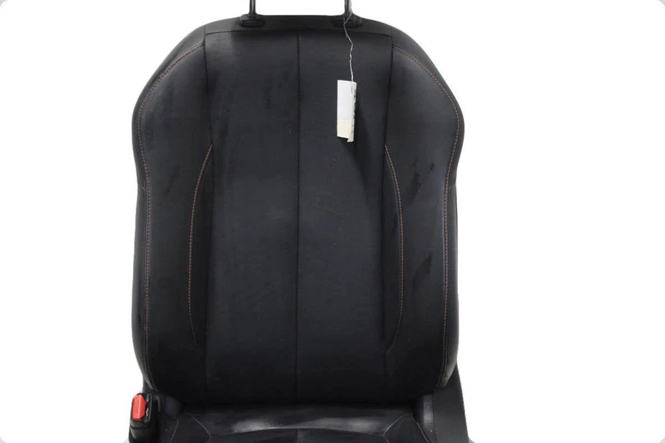 Front Seat MITSUBISHI ECLIPSE CROSS 21 - Imagem 3 de 4