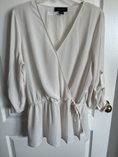 Karen Kane New Without Tags Cream Top XL Very Nice