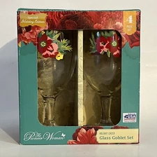 New In Box Pioneer Woman Christmas Holiday Cheer 14oz Wine Glass Goblet Set of 4