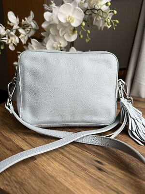 TED BAKER CAMISA Tassel Detail Leder Kamera Cross Body Schultertasche Hellblau 