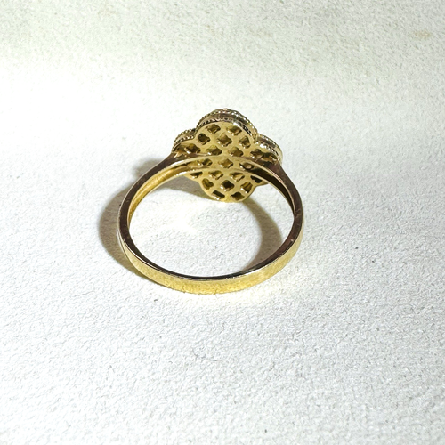 Solid 14K Yellow Gold Diamond Cut Flower Ring Size 7.25 - Bild 5 von 5