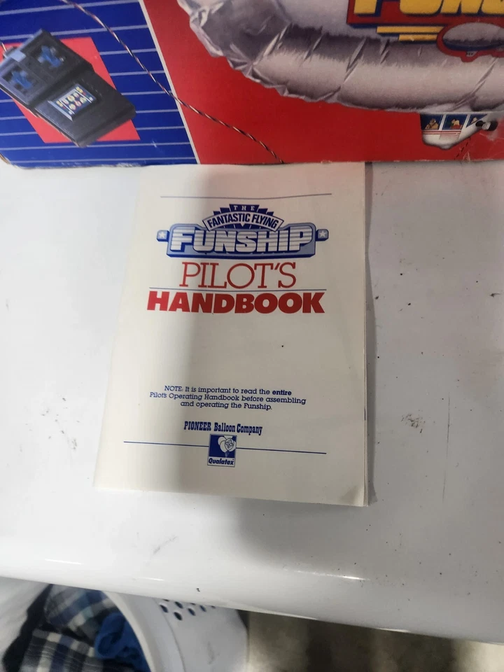 VTG Nos Qualatex Fantastic Flying Funship Very Nice - Image 4 of 4