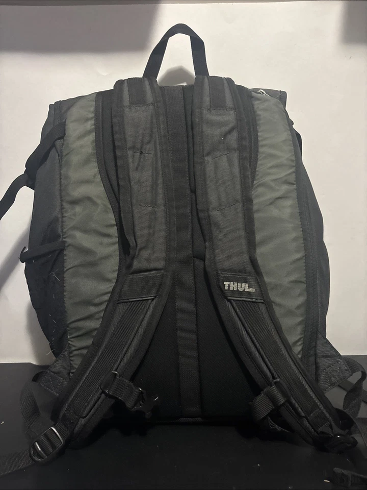 THULE Sweden Crossover Black Backpack Laptop Bag Hiking Bag Book Bag 18” - Image 2 of 4