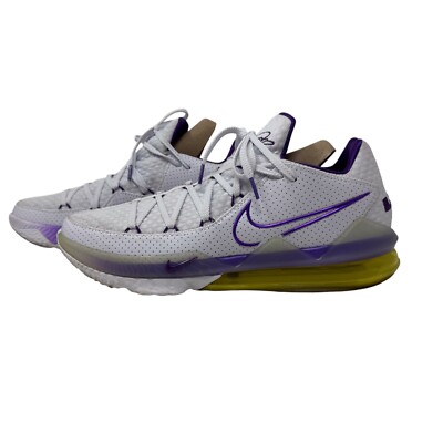 シューズ(男性用) NIKE LEBRON XVII LOW \"WHITE/PURPLE\" Nike Lebron 17 Low Lakers Mens Size 9.5 White Voltage Purple