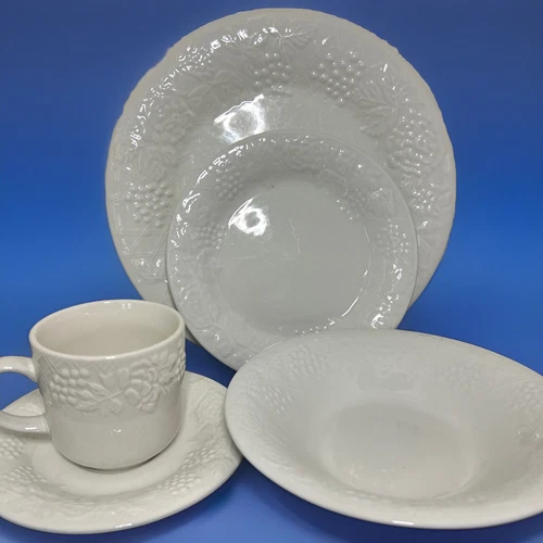 Gibson Replacement Dishes Vintage Dinner Plates Soup Bowls Salad Plates Tea Cup