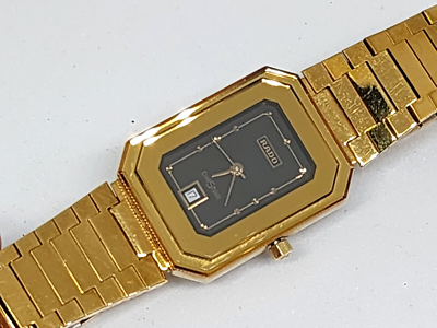 Vintage Rado Diastar Quartz Swiss made Ladys Black Dial 111.1003.3