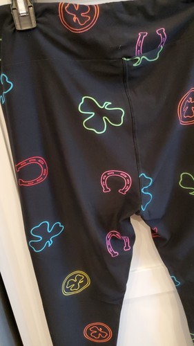 Lularoe TC Leggings St Patrick's Day Shamrocks ☘️ Horseshoes * Never Worn * - Picture 7 of 10