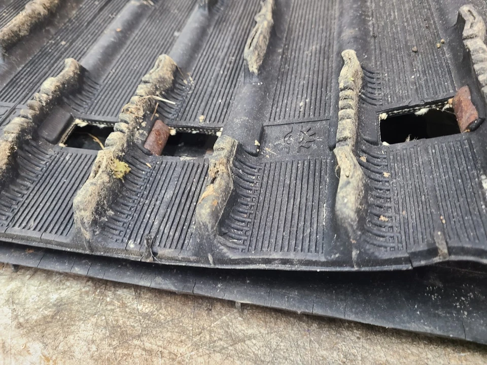 1997 Formula Z Ski Doo 3/4" 121 x 15" x 2.52 drive track AT806 - Imagem 2 de 4